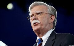 Джон Болтон