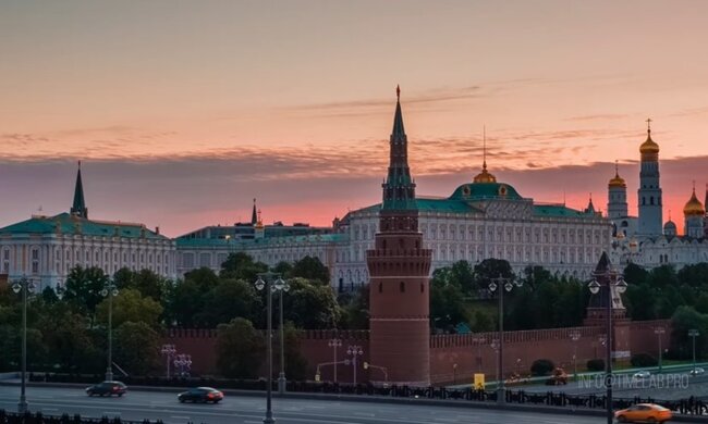 Кремль, Москва, его боятся в кремле, христензен