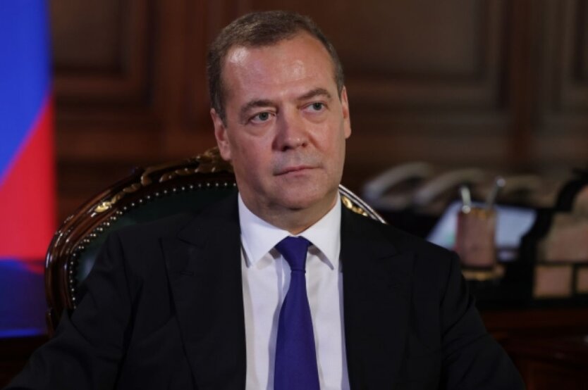Использование Медведевым риторики сталинской эпохи о "чистках" показательно