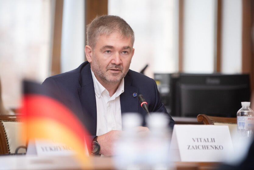 Виталий Зайченко
