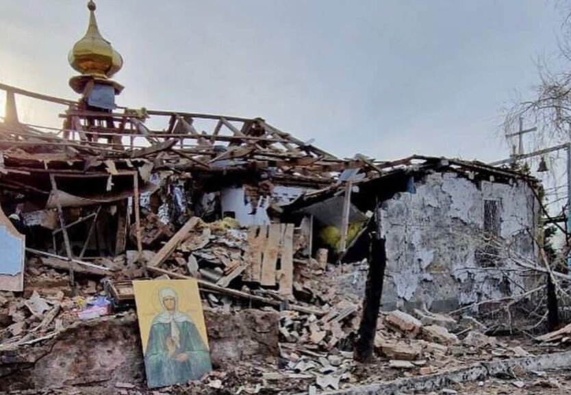 В ночь на Пасху Россия обстреляла три области, разрушена церковь: фото