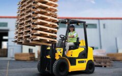 Водитель автопогрузчика