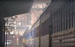 Укрзализныця организовала спецрейсы в «красное» Закарпатье