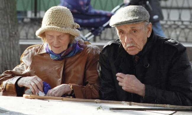пенсии в украине, индексация пенсий, сколько пенсионеров в украине