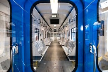 Модернизированный поезд в киевском метро