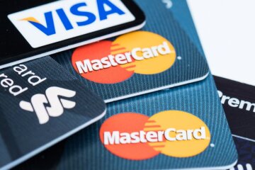 Сбой в работе Visa и Mastercard / Фото: Getty Images