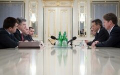 порошенко красный крест