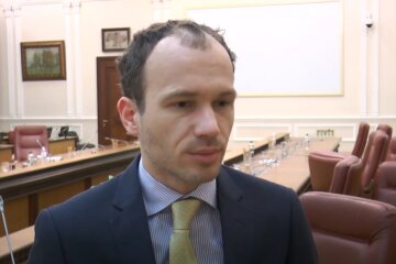 Денис Малюська, СМИ, полиграф