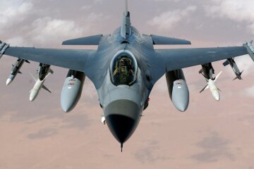 F-16 Fighting Falcon