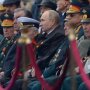 Военный преступник Путин и ряженые "ветераны"