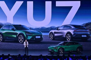Электрокроссовер YU7