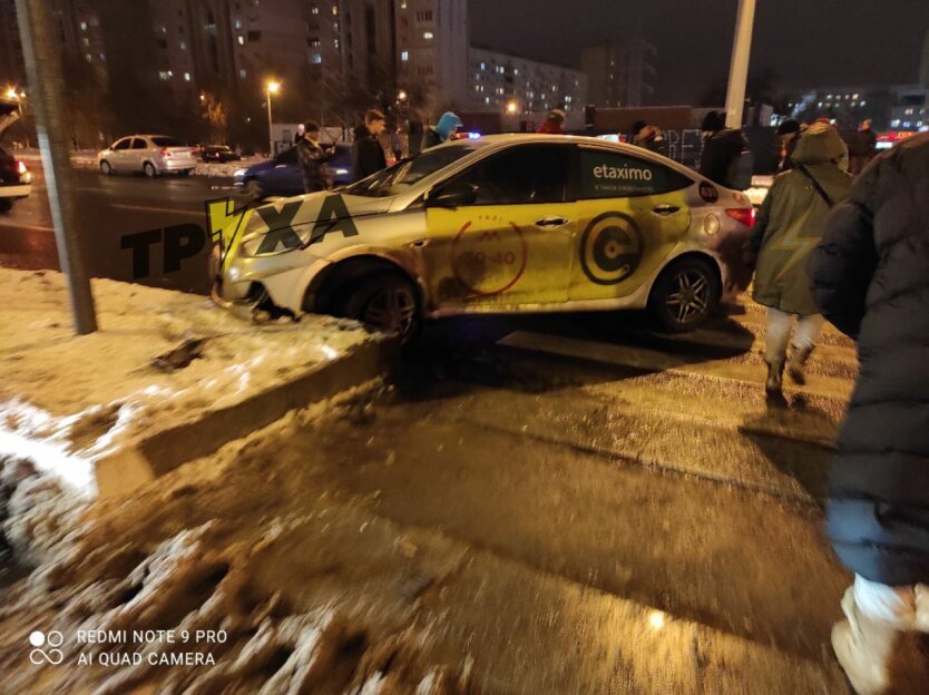 ДТП в Харькове, такси сбило пешехода