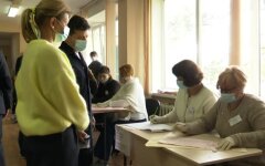 Владимир и Елена Зеленские, местные выборы, голосование