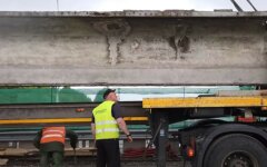 Киевлян предупредили об опасности путепровода на Борщаговке