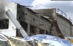 Корпус колонії в Оленівці, де утримувалися азовці, супутникові знімки