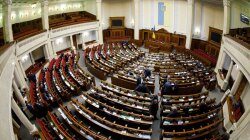 Депутаты наплевали на внеочередное заседание Рады