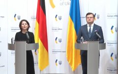 Анналена Бербок и Дмитрий Кулеба, Крымская платформа