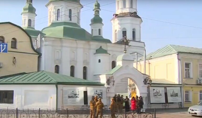 Полиция отчиталась о праздновании Пасхи в Украине во время карантина