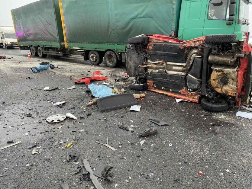 ДТП на трассе Чернигов-Киев, погибшие,  Volkswagen