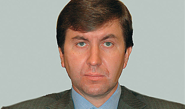 лукьяненко младший
