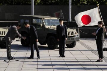Військові автомобілі від Японії