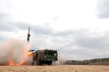 Запуск крилатої ракети "Іскандер К", Дніпро, ракетний удар, казарма, загиблі
