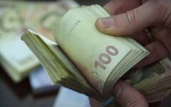 Курс валют на 29 апреля: гривна начинает возвращать утраченные позиции