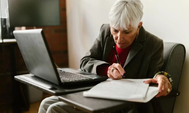 Пенсії в Україні