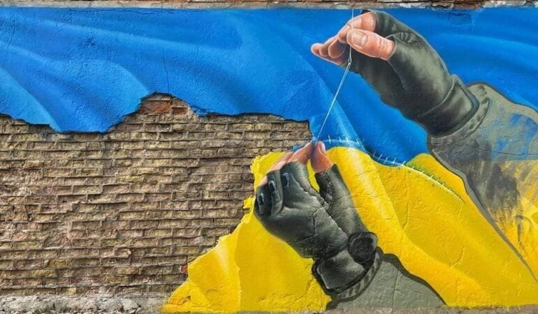 Украинцев ждут тяжелые испытания, если стихнут пушки