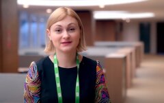 Евгения Кравчук, "Слкга народа", перевод часов