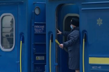 Укрзализныця, курсирование поездов, переход Украины на зимнее время