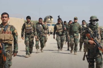 Бойцы Фронта нацсопротивления Афганистана, "Талибан"