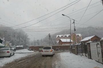 Снег на Закарпатье, Угроза схода лавины на Закарпатье, Снег в Украине