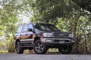 Toyota Land Cruiser 100 /200