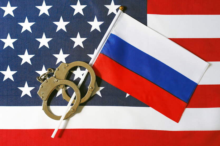 США ввели санкции против руководства Сбербанка, Газпромбанка и госканалов РФ
