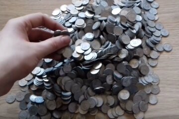 монеты гривны