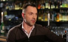 Арестович сделал  важное признание о перемирии на Донбассе