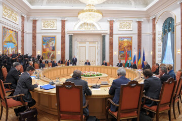 Заседание ТКГ по Донбассу,Сергей Гармаш,война на Донбассе,конфликт Украины и России