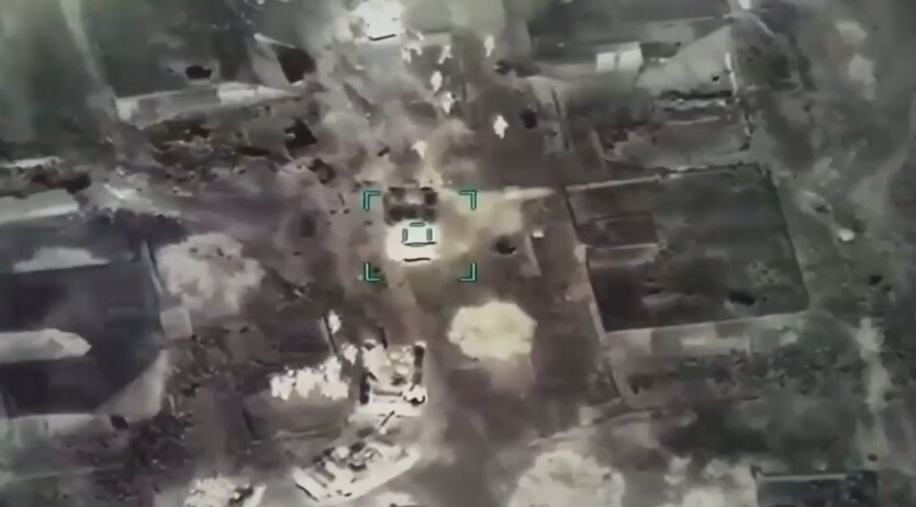 Появилось видео уничтожения российской военной техники с помощью Bayraktar