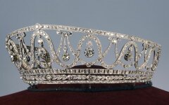 83/81 Diadem