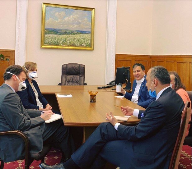 Михаил Саакашвили,Кристина Квин,посольство США в Украине,связи Саакашвили,реформы Саакашвили