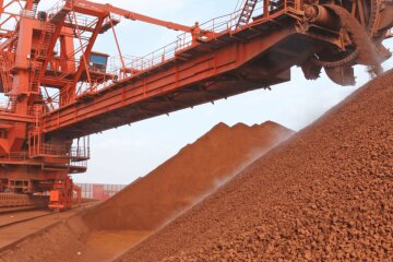 Руда падает в цене на фоне заявлений из Китая: что будет дальше