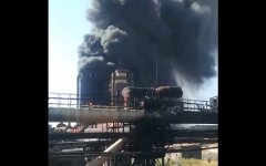 Россия сбросила авиабомбы на Авдеевский коксохимический завод: видео