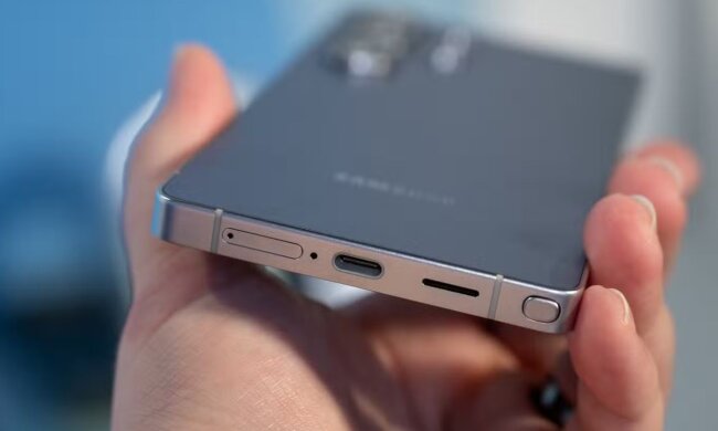 Мобільний телефон