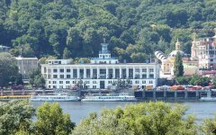 Киевский речной порт