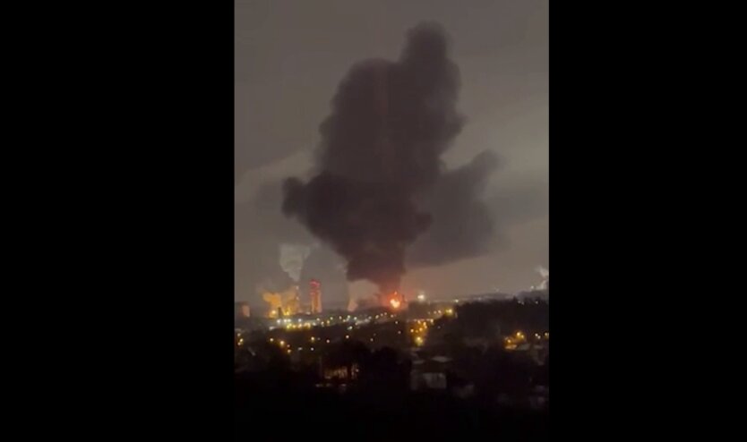 Под Москвой взорвался газококсовый завод: видео