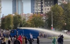 Водомет на улицах Минска 4 октября