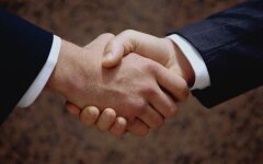 рукопожатие