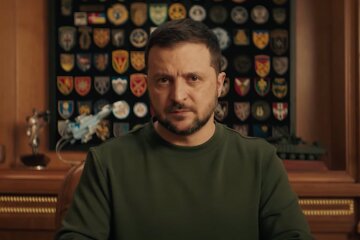Зеленский выступил с новогодним обращением: видео