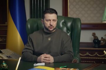 Зеленський: Ніхто більше не робитиме українців чужим у Лаврі